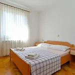 Apartman Martin 2224