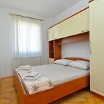 Apartman Martin 2224 *