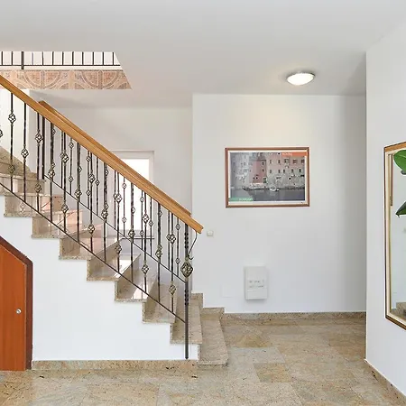 Apartman Martin 2224 *