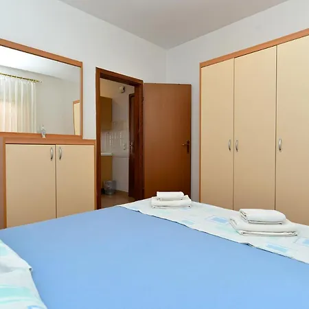 Martin 2224 Apartman