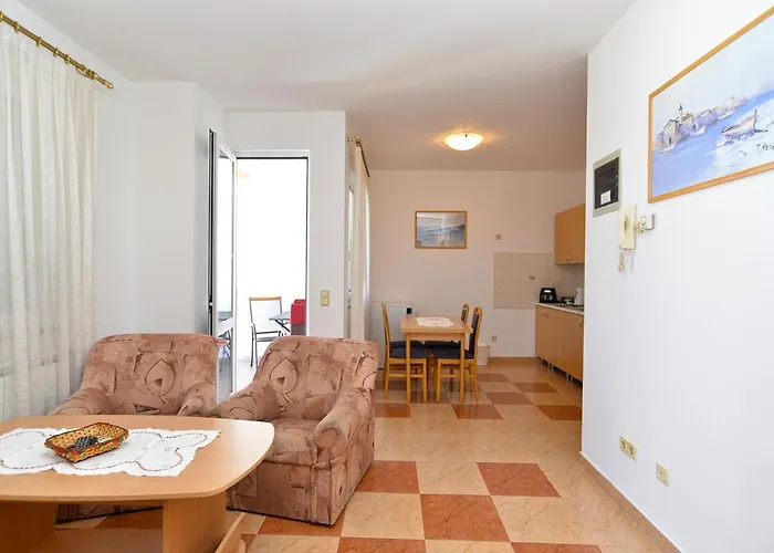 Διαμέρισμα Martin 2224 Ρόβινι